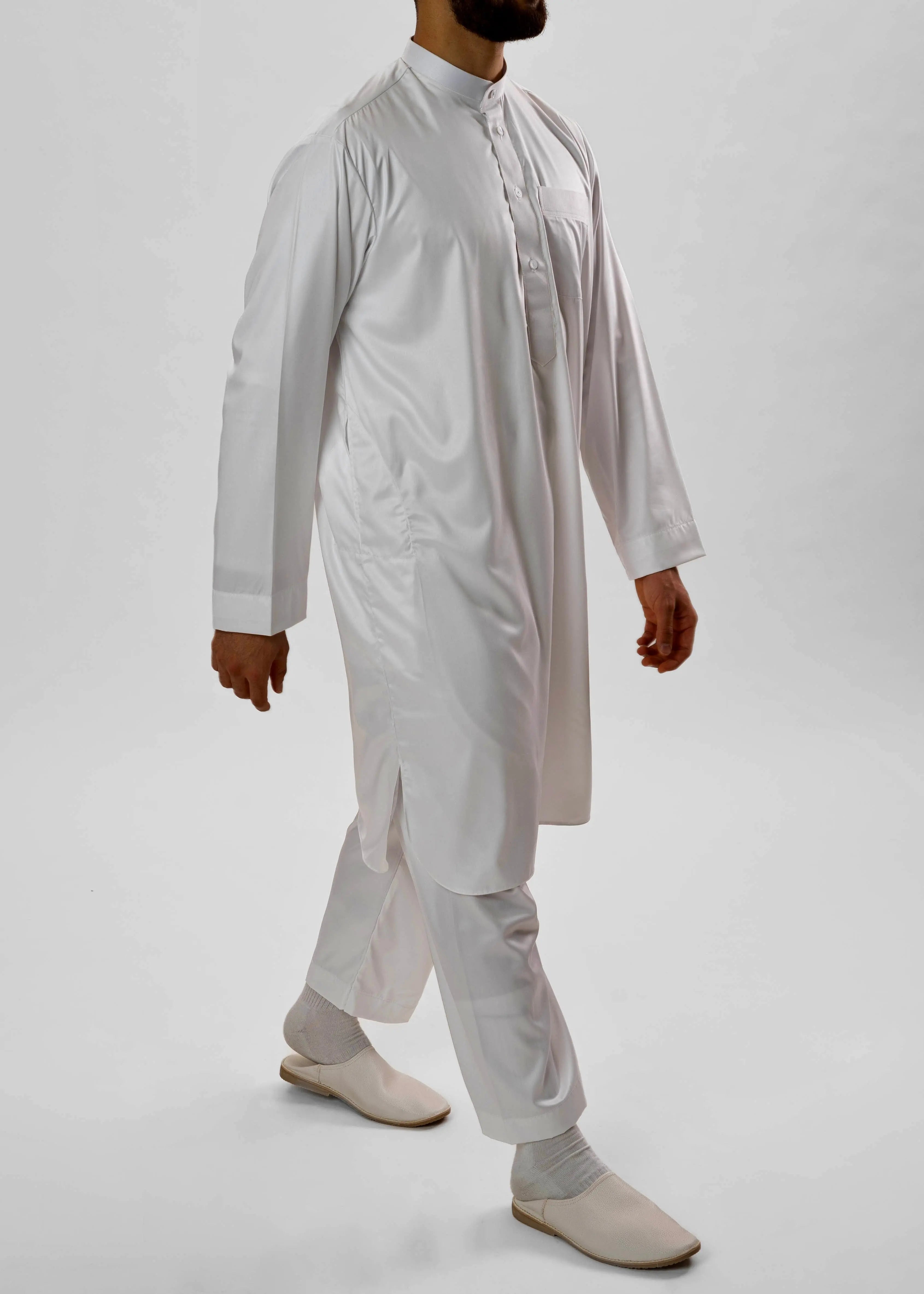 Qamis Pakistanais
